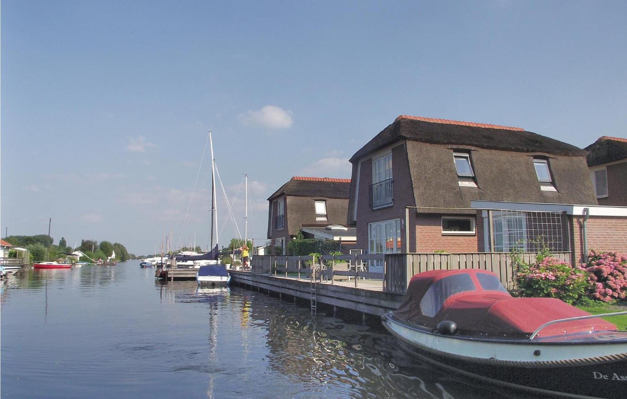 Beautiful Home In Breukelen With Wifi Kültér fotó