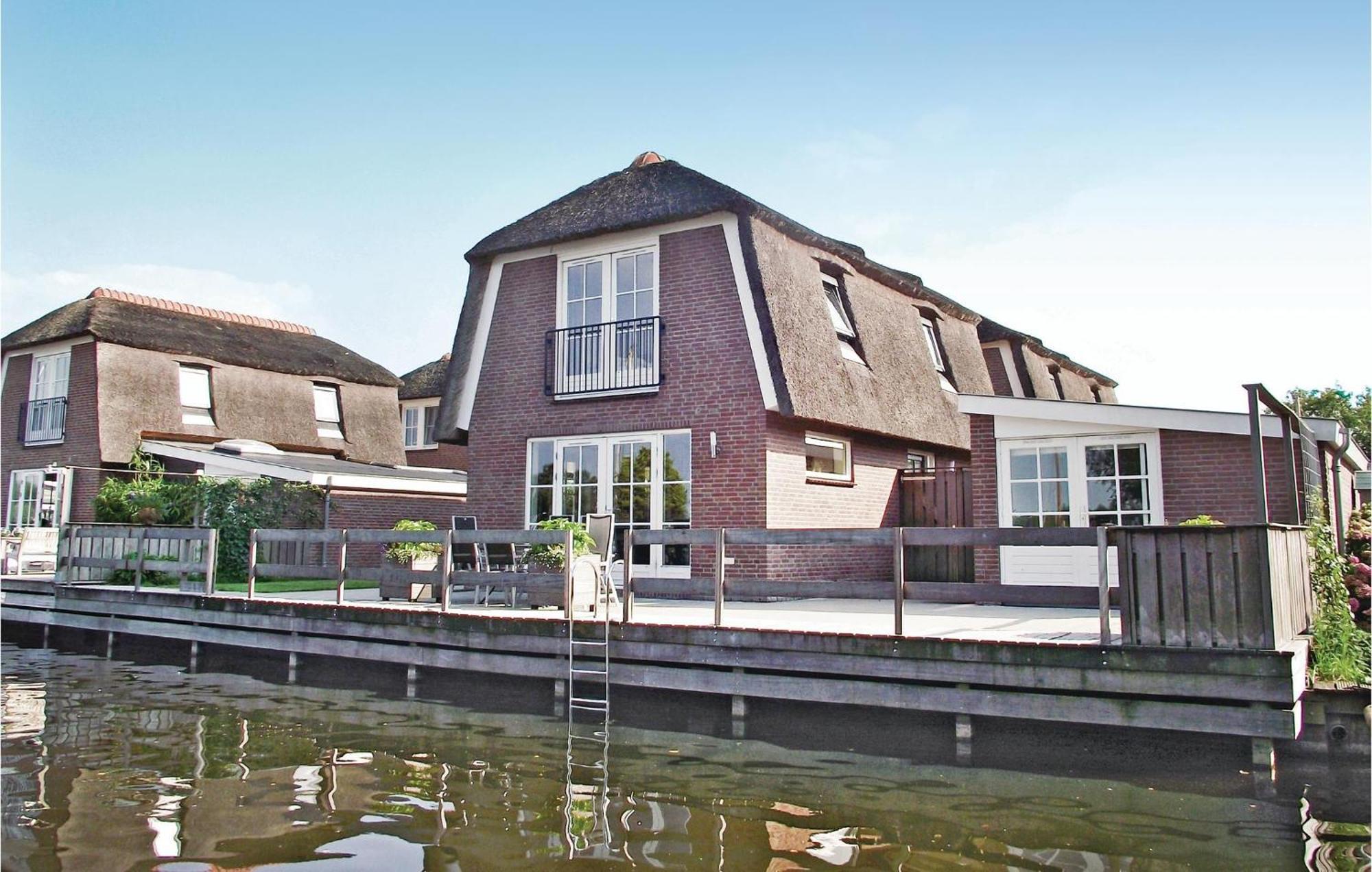 Beautiful Home In Breukelen With Wifi Kültér fotó