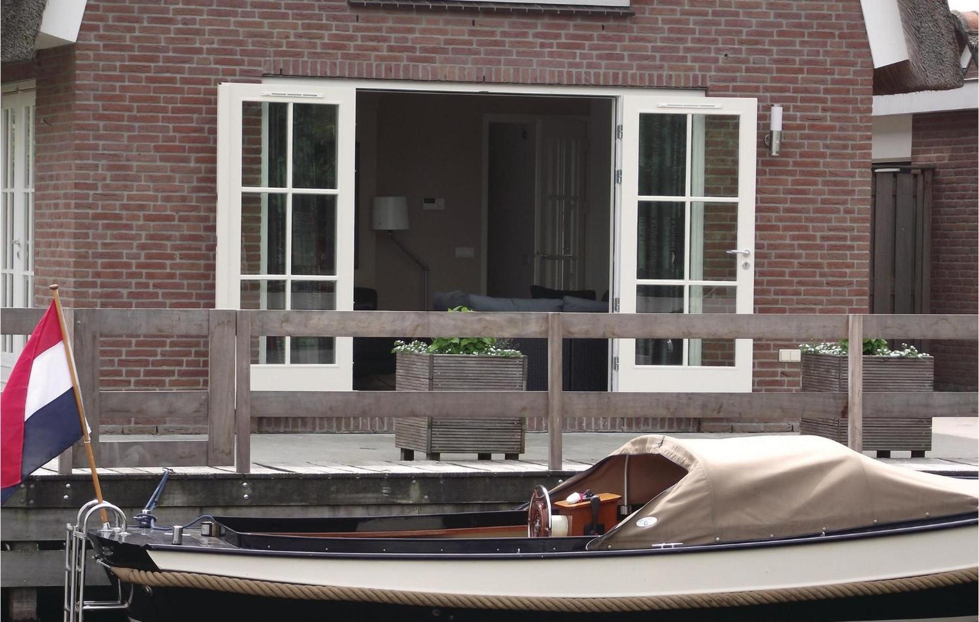 Beautiful Home In Breukelen With Wifi Kültér fotó